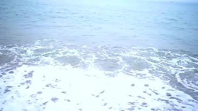 大海波浪海水沙滩视频的预览图